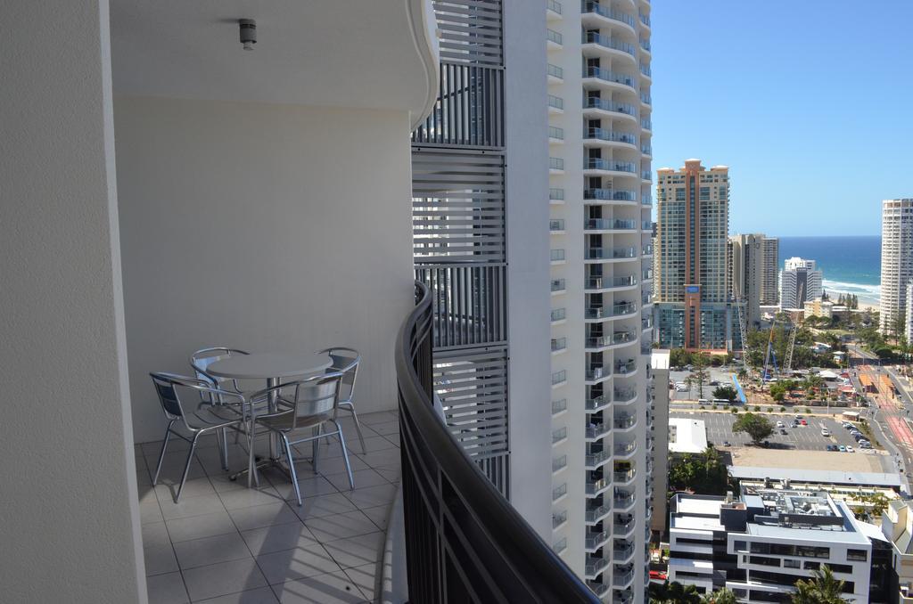 Great Escape At Chevron Renaissance Daire Gold Coast Dış mekan fotoğraf
